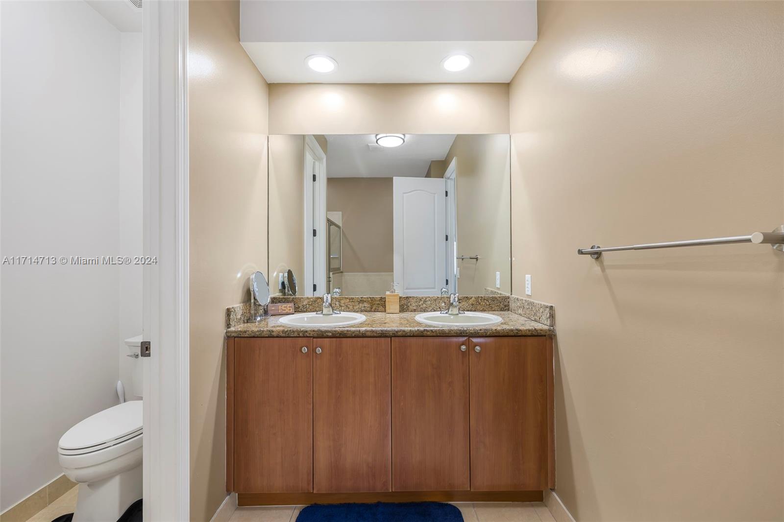 1042 Sw 146th Ter Property Photo 29