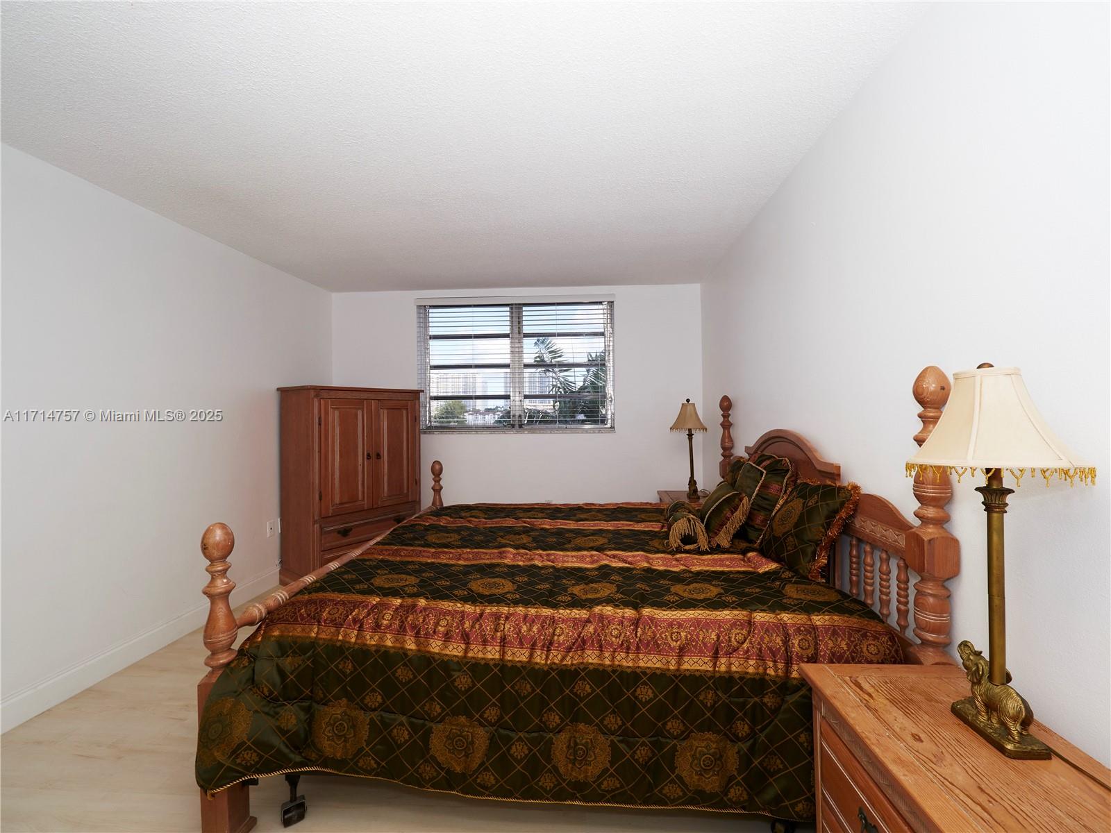 2861 Leonard Dr F412 Property Photo 19