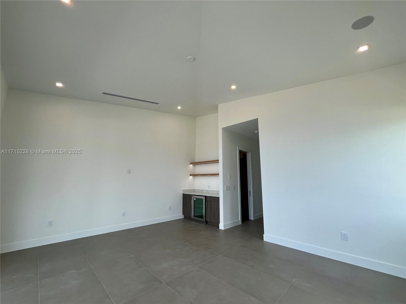 126 Se Sunrise Dr Property Photo 19