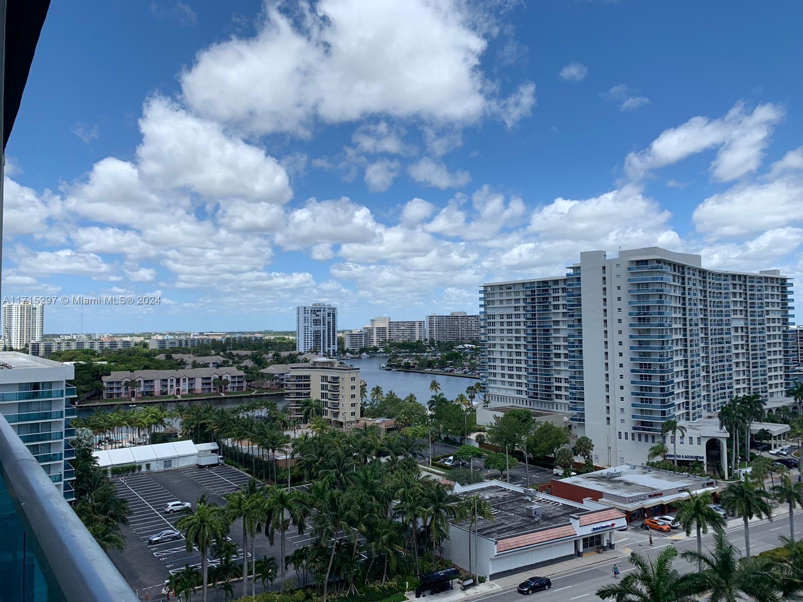 4001 S Ocean Dr 12g Property Photo 14