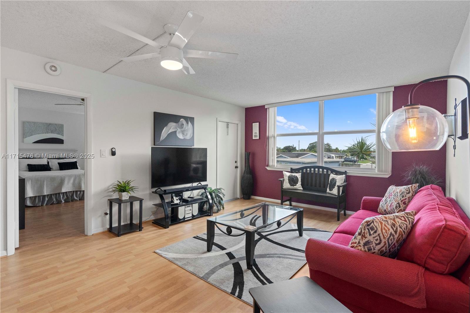 6870 Royal Palm Blvd 208m Property Photo 7