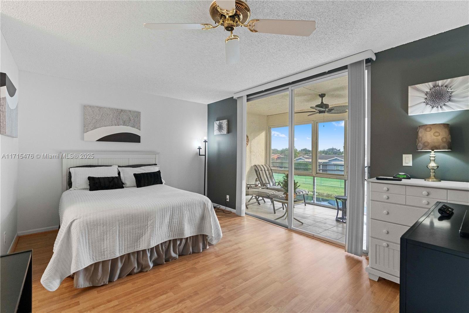6870 Royal Palm Blvd 208m Property Photo 18