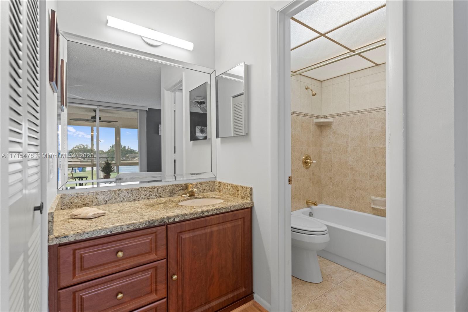 6870 Royal Palm Blvd 208m Property Photo 23