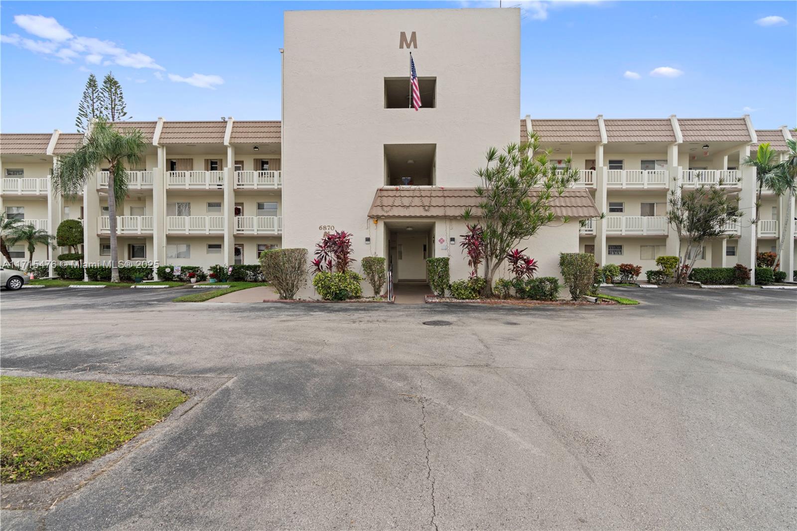 6870 Royal Palm Blvd 208m Property Photo 29