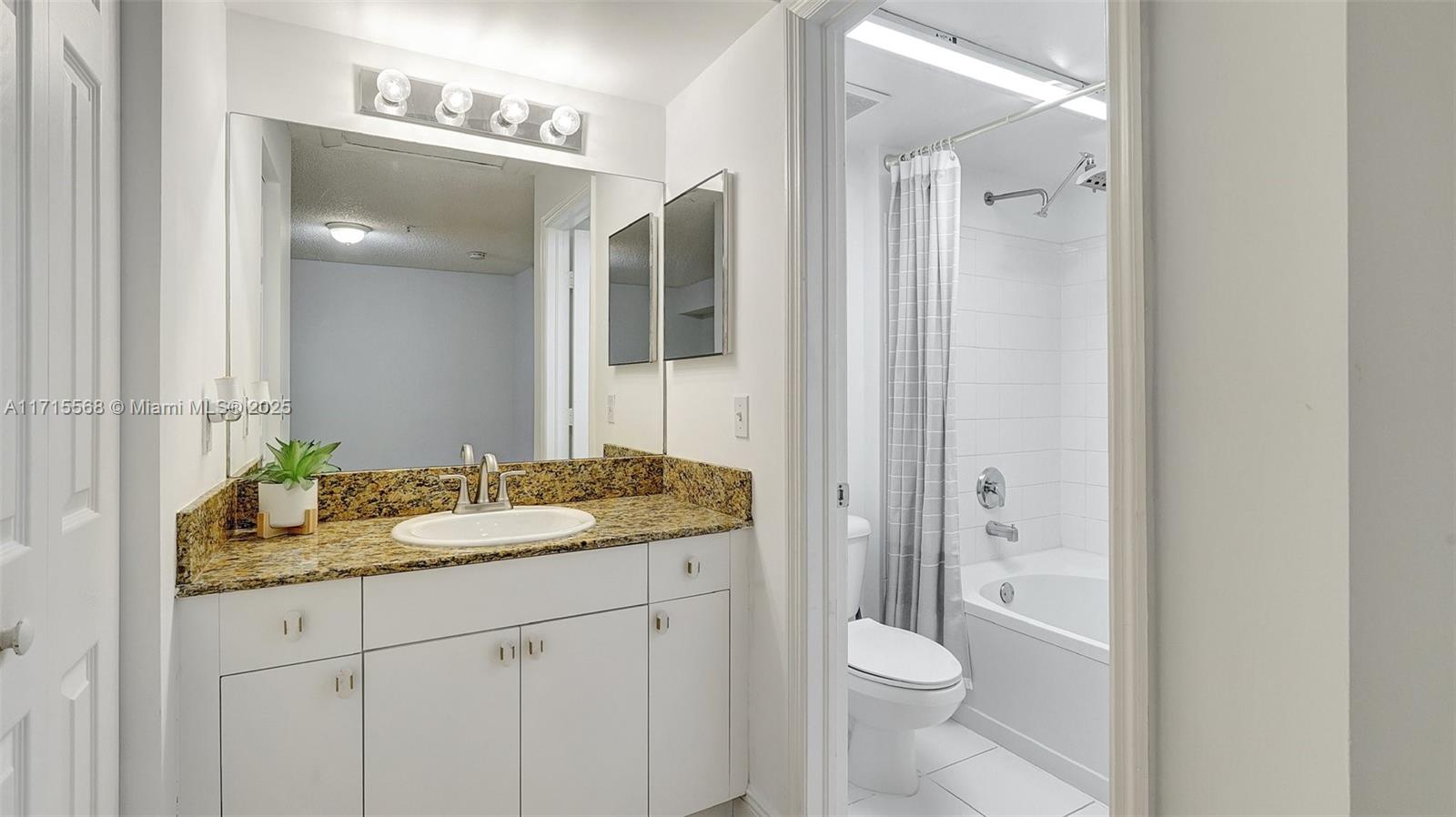 2921 Ne 185th St 1203 Property Photo 18