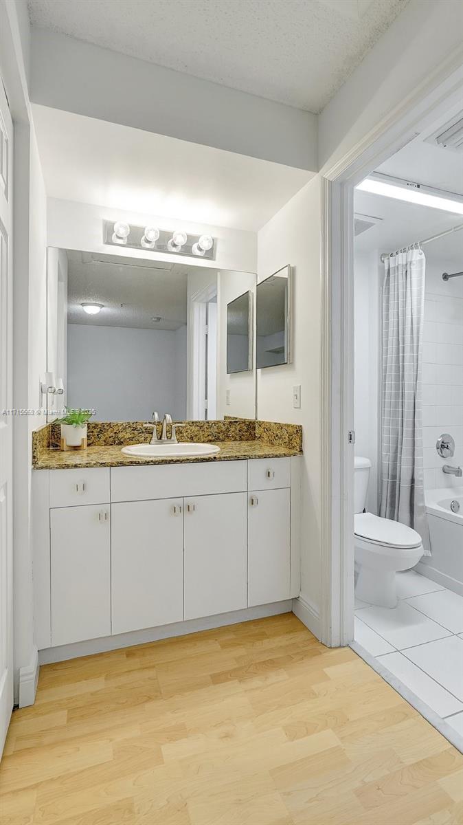 2921 Ne 185th St 1203 Property Photo 21