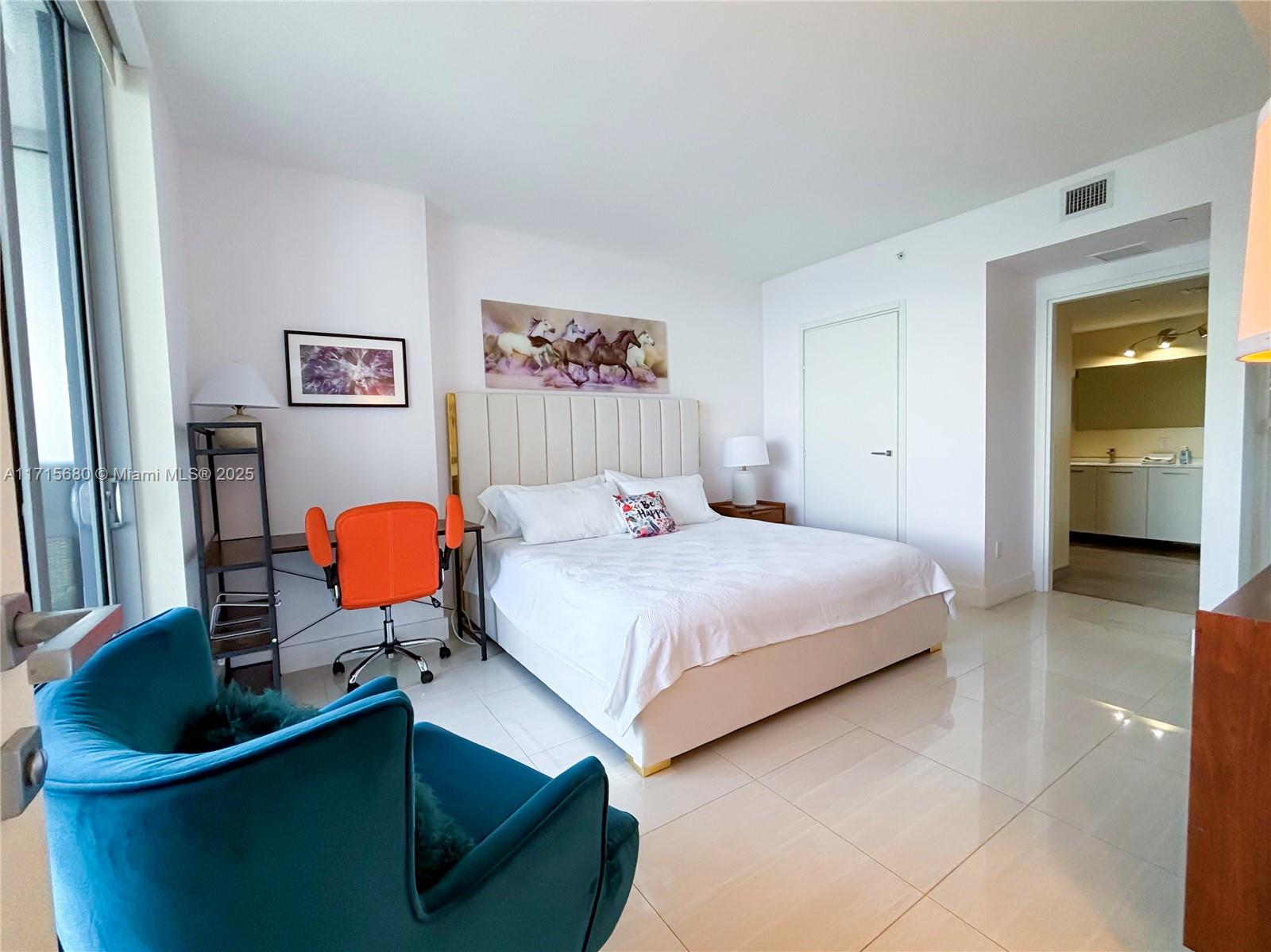 1300 Brickell Bay Dr 2707 Property Photo 13