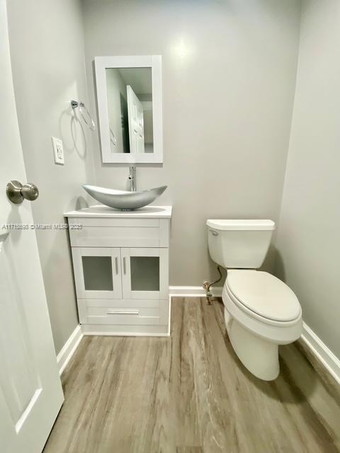 7000 Nw 17th St 110 Property Photo 15