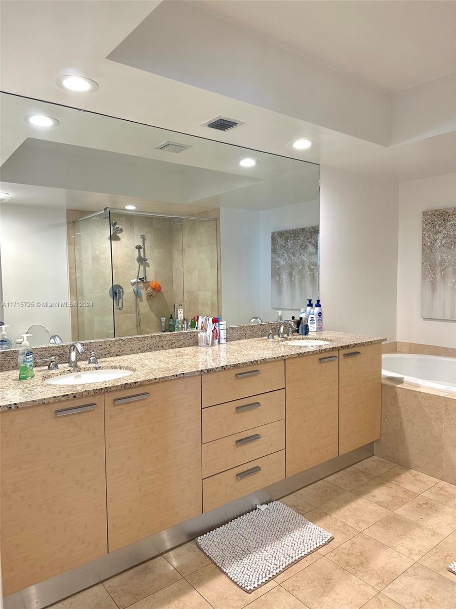 1850 S Ocean Dr 3310 Property Photo 15