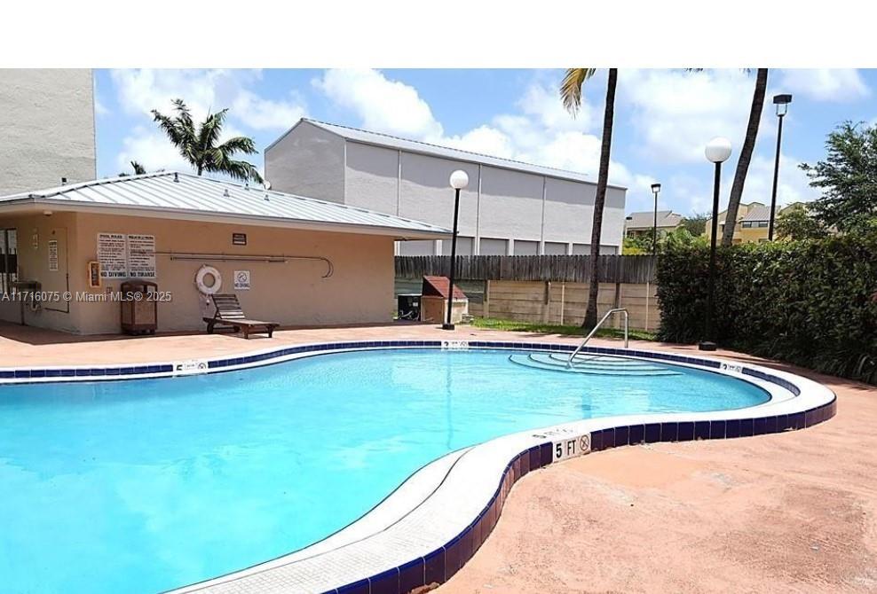 10900 Sw 104th St 210 Property Photo 19