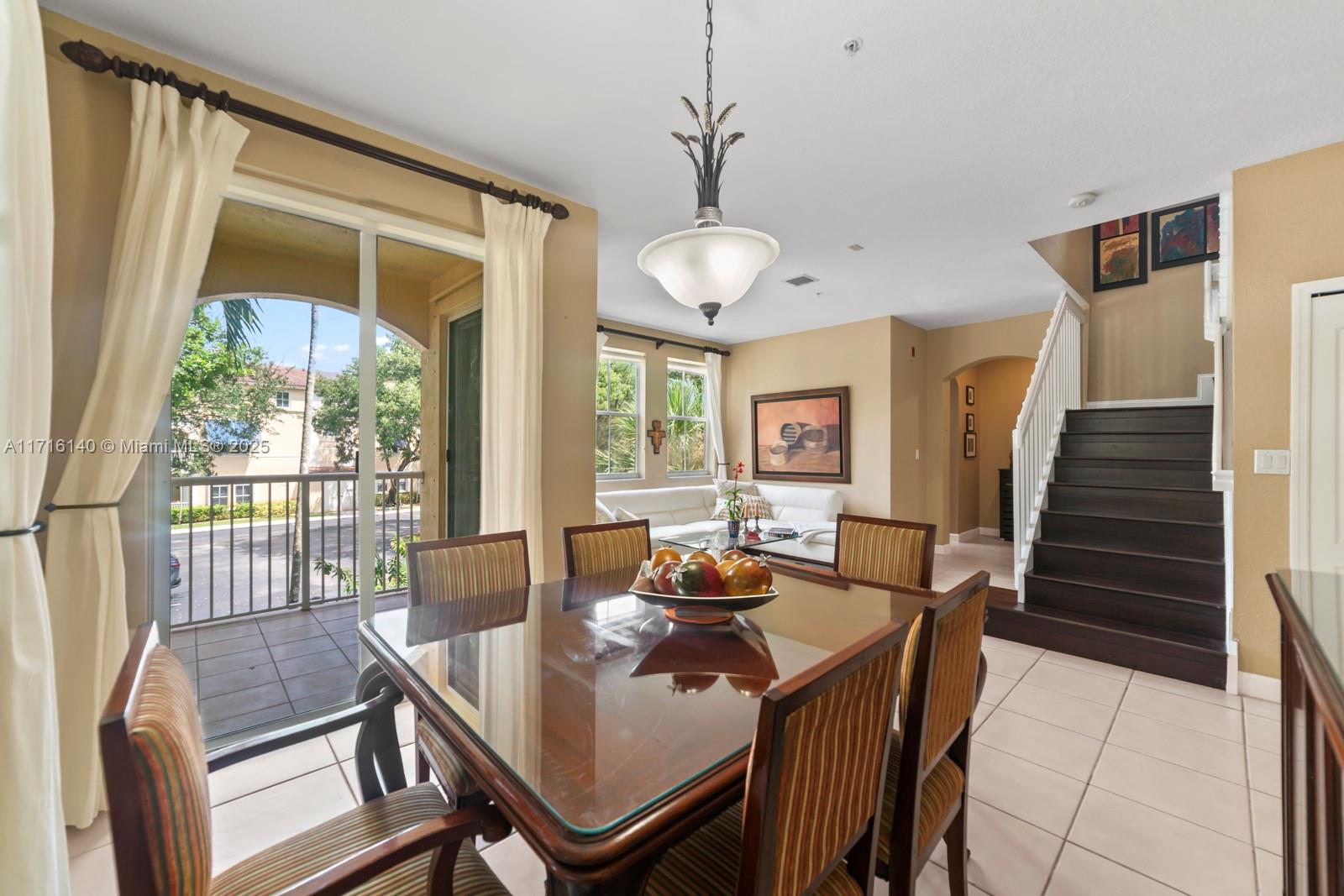160 Jacaranda Country Club Dr 201 Property Photo 11