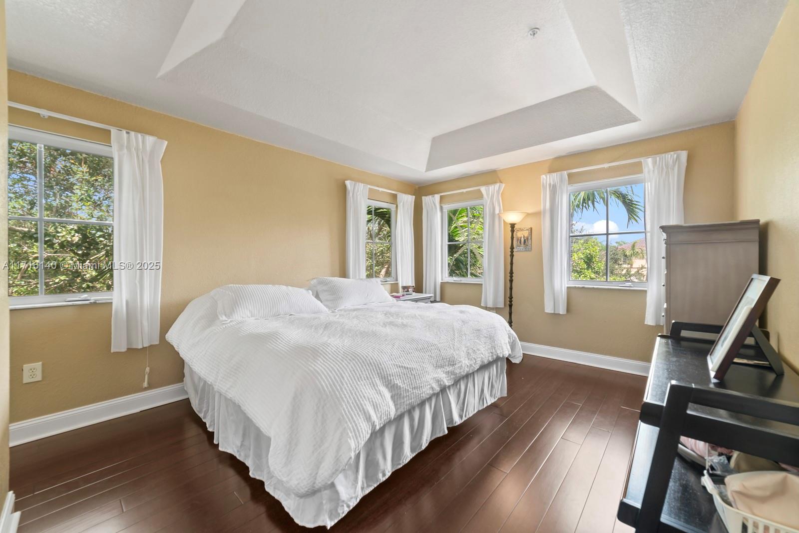 160 Jacaranda Country Club Dr 201 Property Photo 12