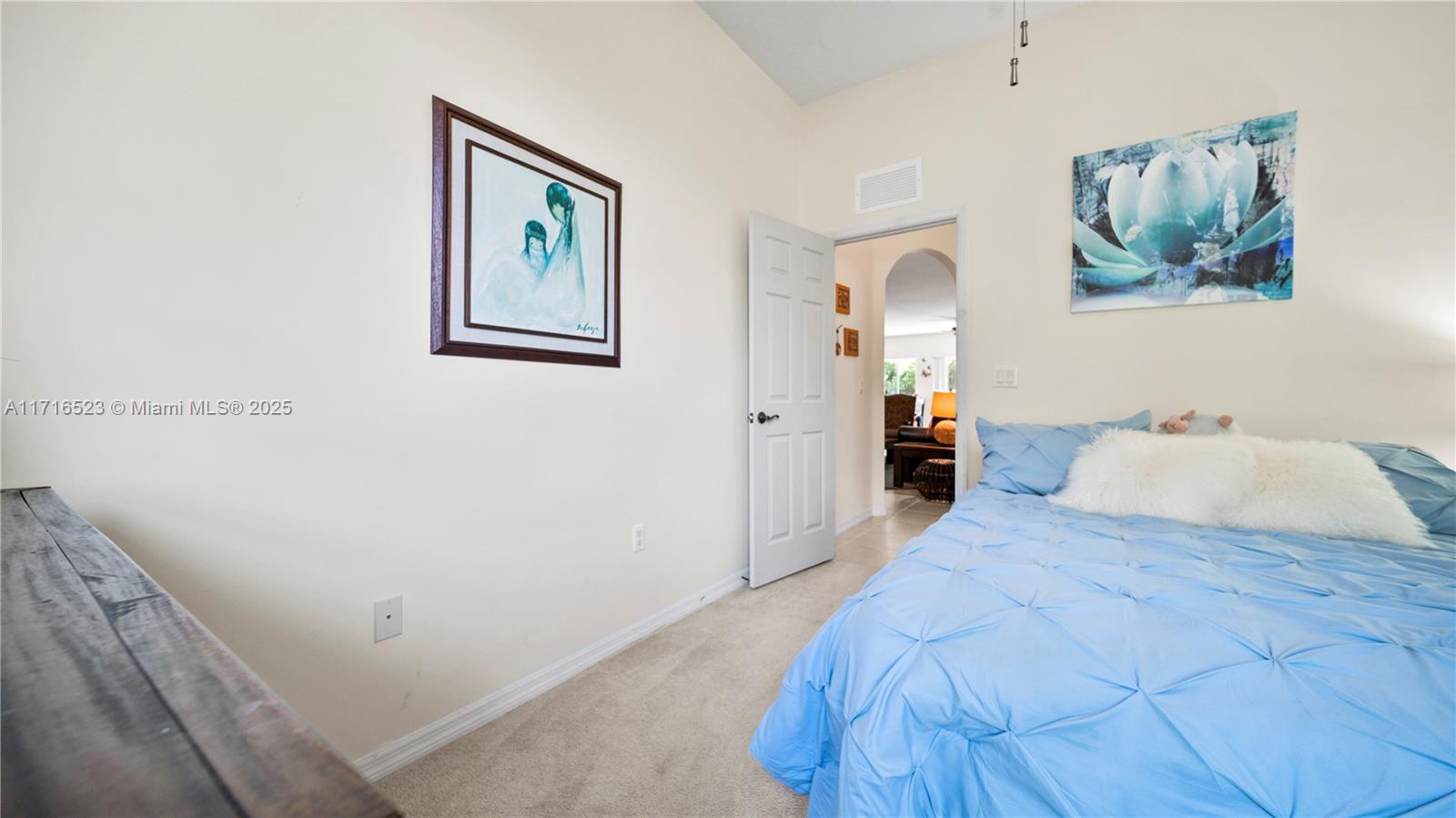 2420 Fairways Dr Property Photo 34