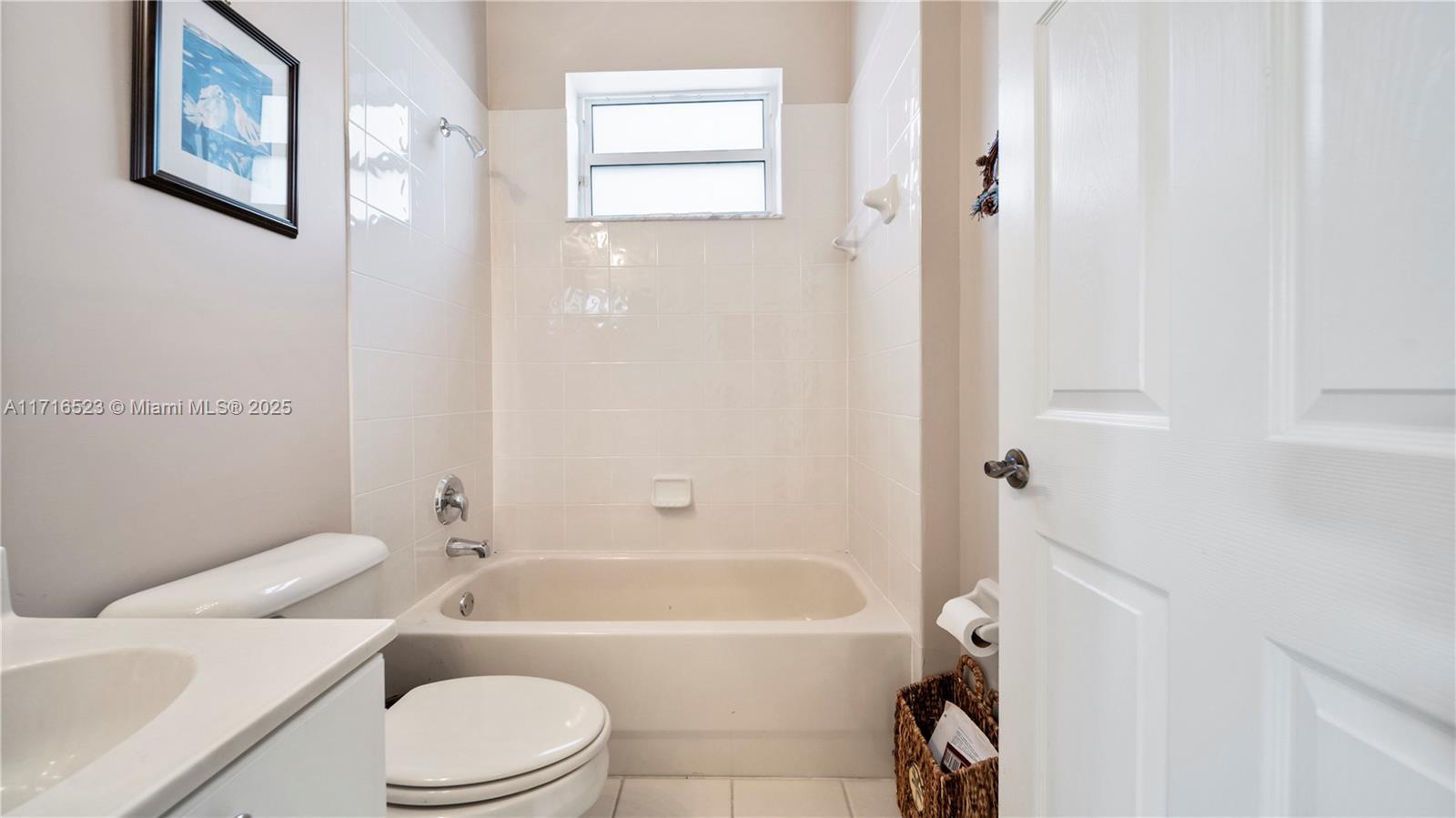 2420 Fairways Dr Property Photo 40