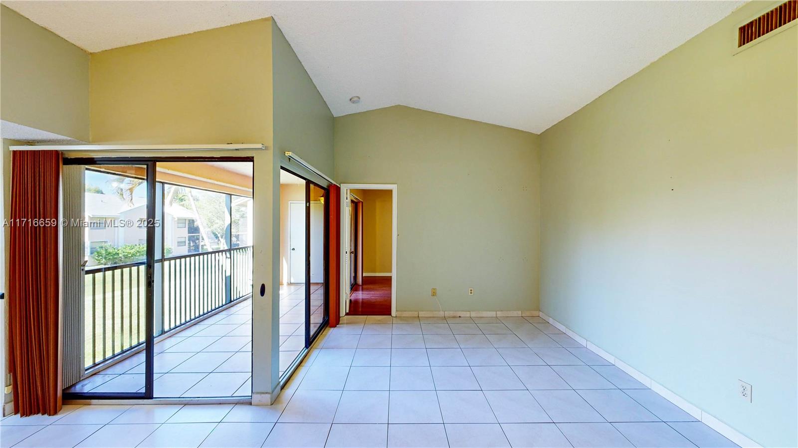 1140 Independence Trl 1140-d Property Photo 18