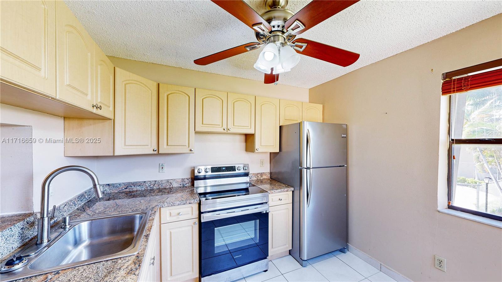 1140 Independence Trl 1140-d Property Photo 22