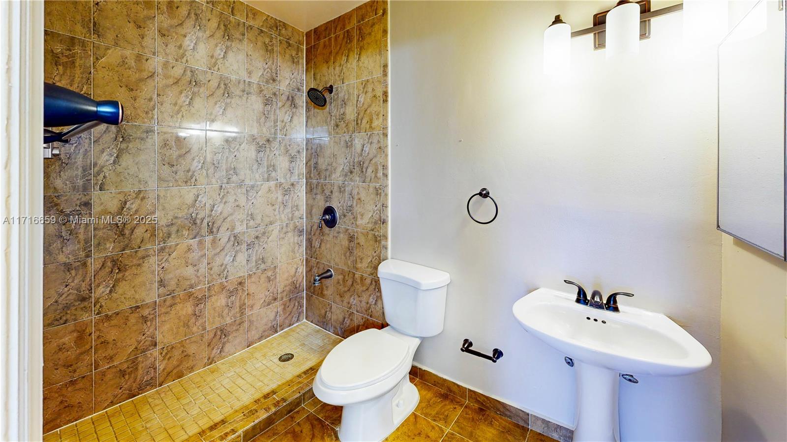 1140 Independence Trl 1140-d Property Photo 36