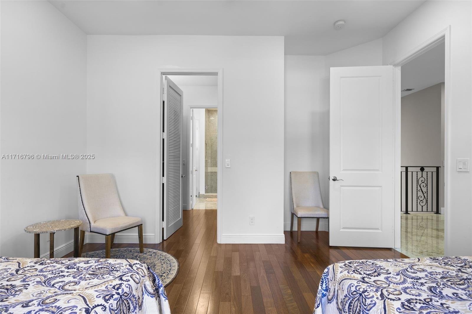 956 Hollywood Blvd Property Photo 15