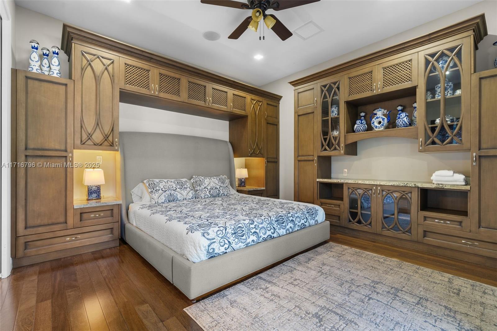 956 Hollywood Blvd Property Photo 38
