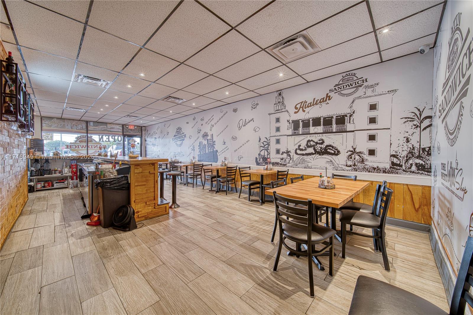 Latin Sandwich Buffett Restaurant In Hialeah Property Photo 2