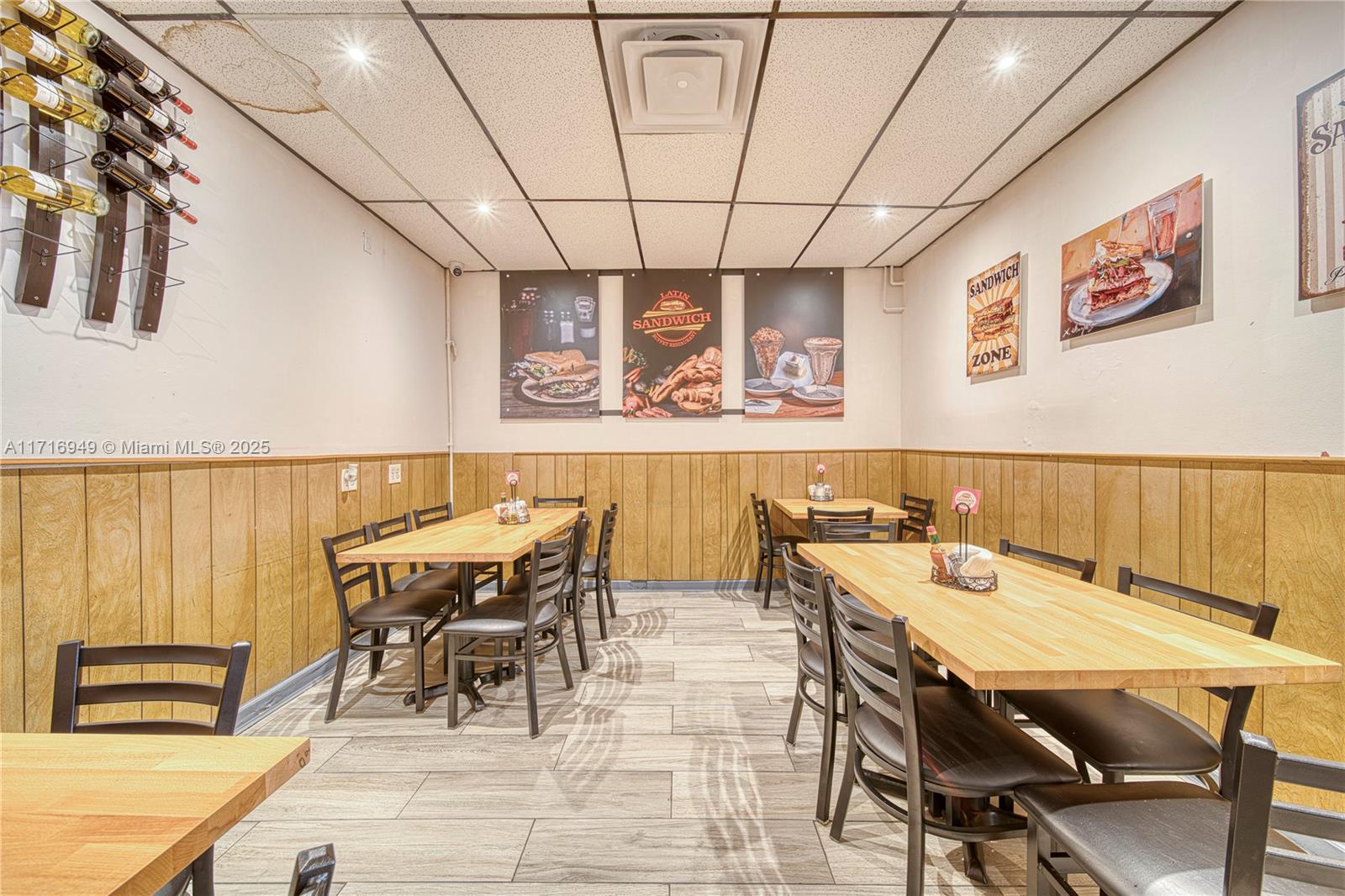 Latin Sandwich Buffett Restaurant In Hialeah Property Photo 8