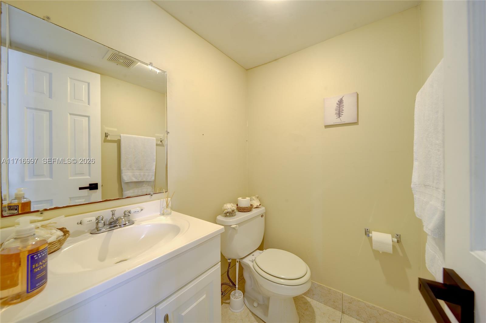 1040 Se 4th Ave 128 Property Photo 19