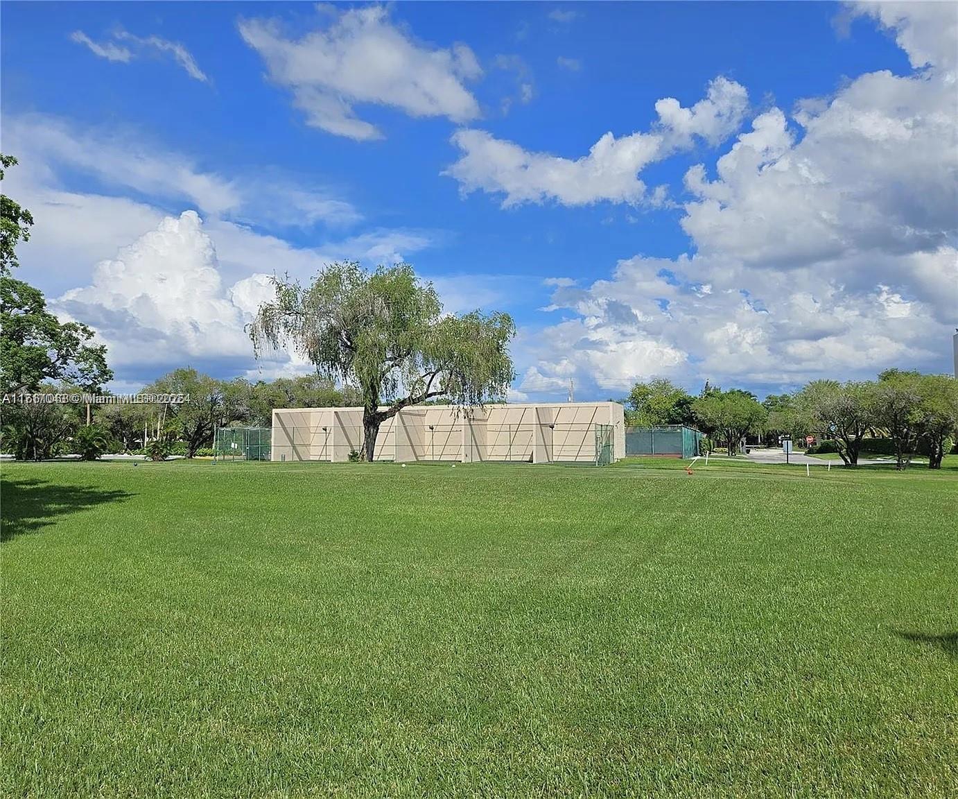 10303 Sunrise Lakes Blvd 210 Property Photo 46