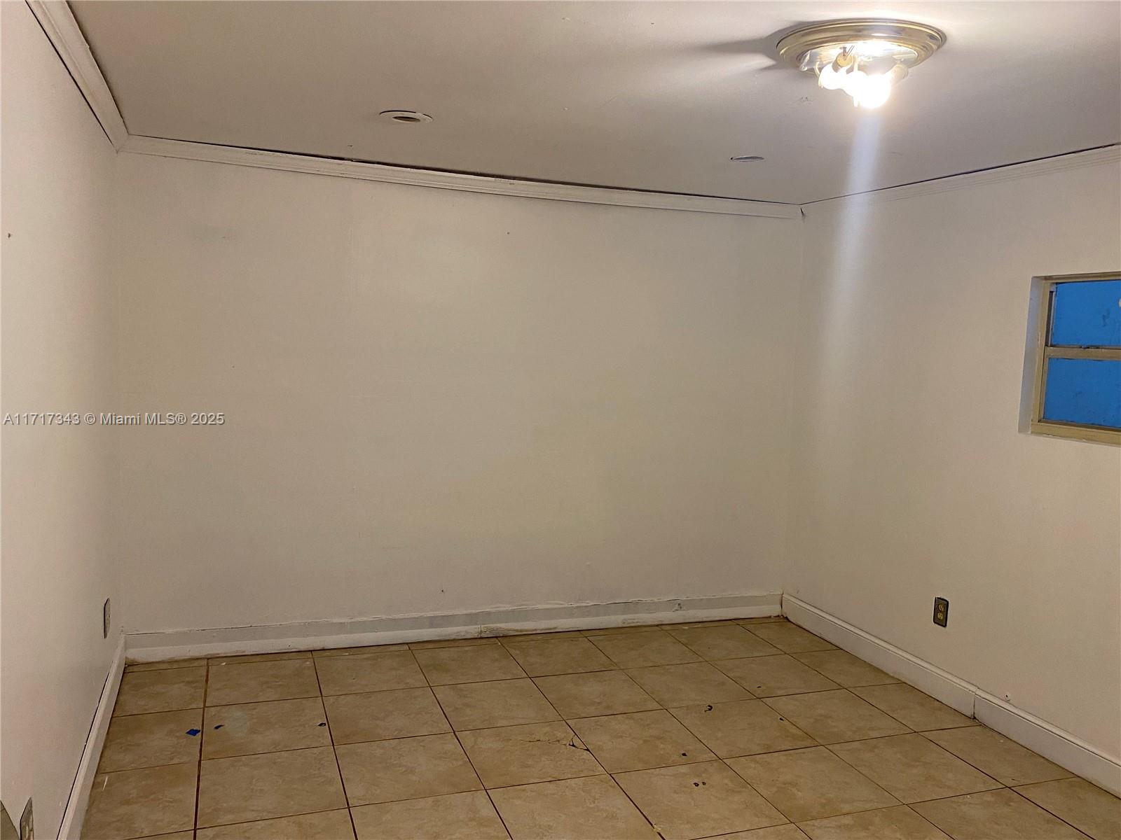 5712 Sw 25th St #2 Property Photo 7