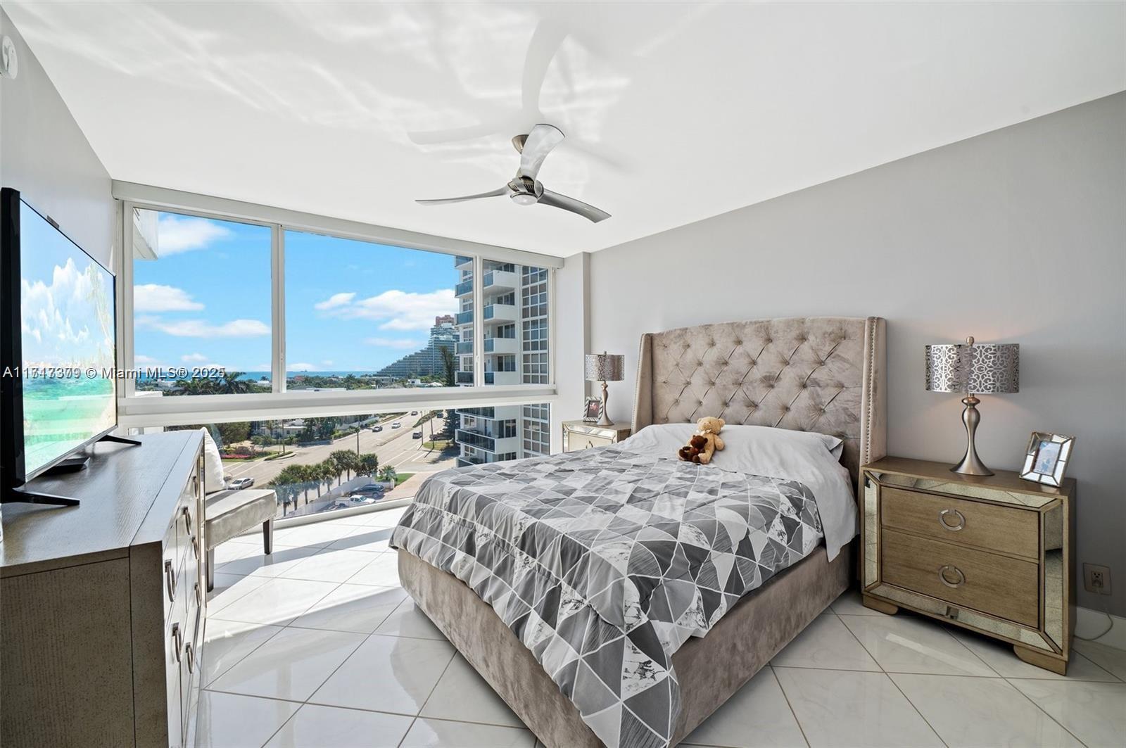 2715 N Ocean Blvd 7c Property Photo 15