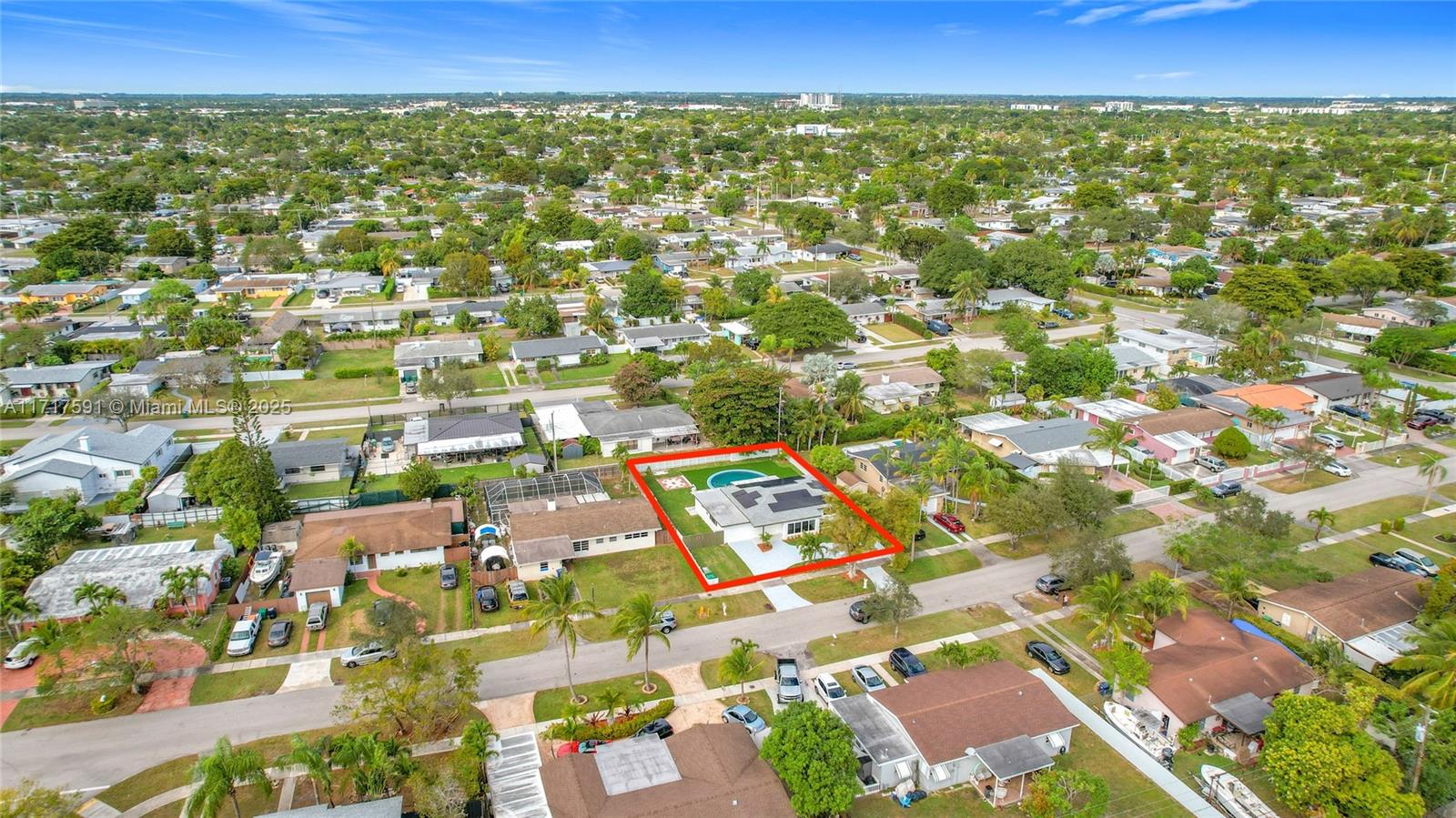 9371 Martinique Dr Property Photo 31