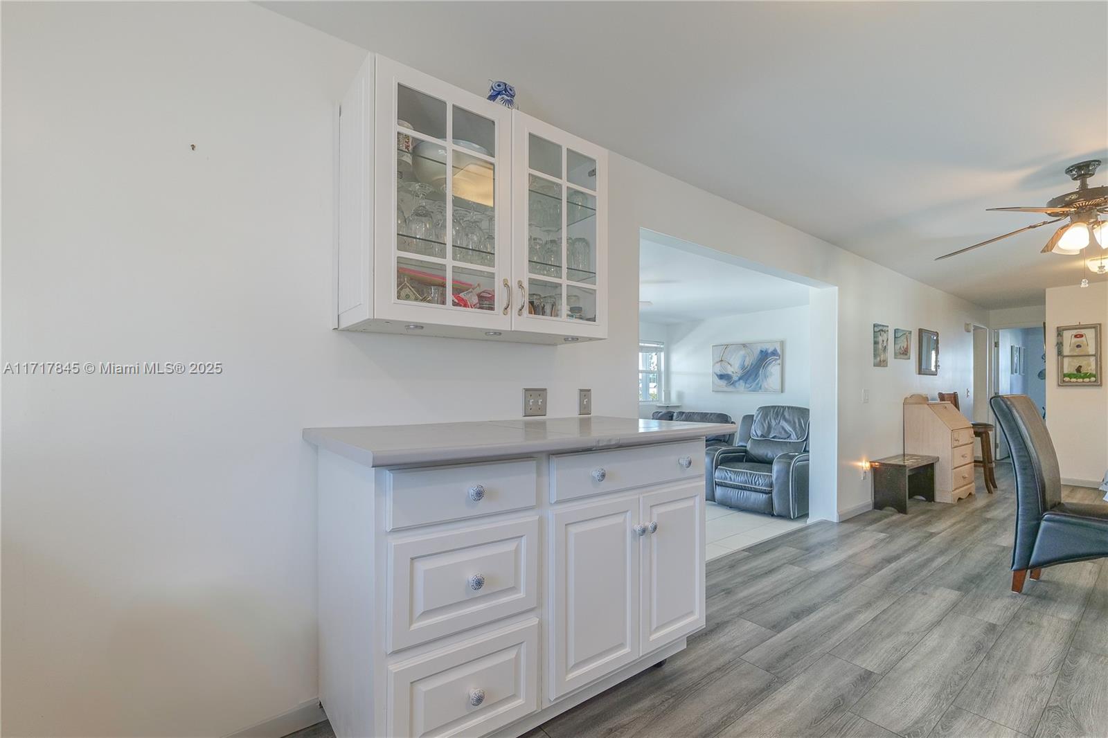 8501 Sw 18th Ct Property Photo 11