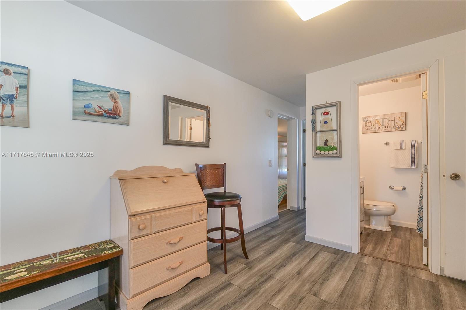 8501 Sw 18th Ct Property Photo 14