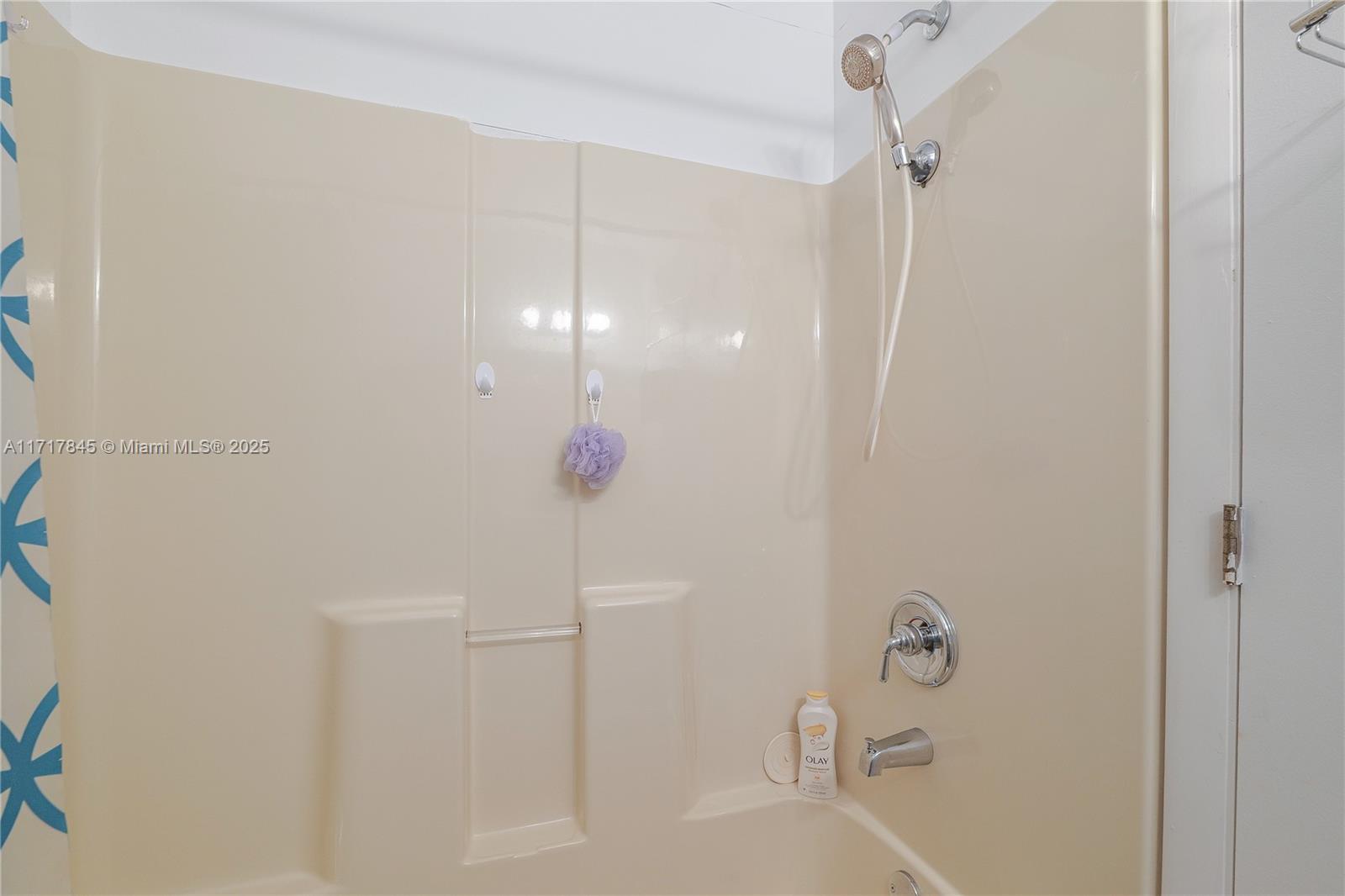 8501 Sw 18th Ct Property Photo 24