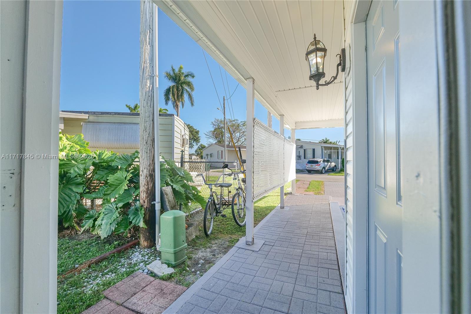 8501 Sw 18th Ct Property Photo 38