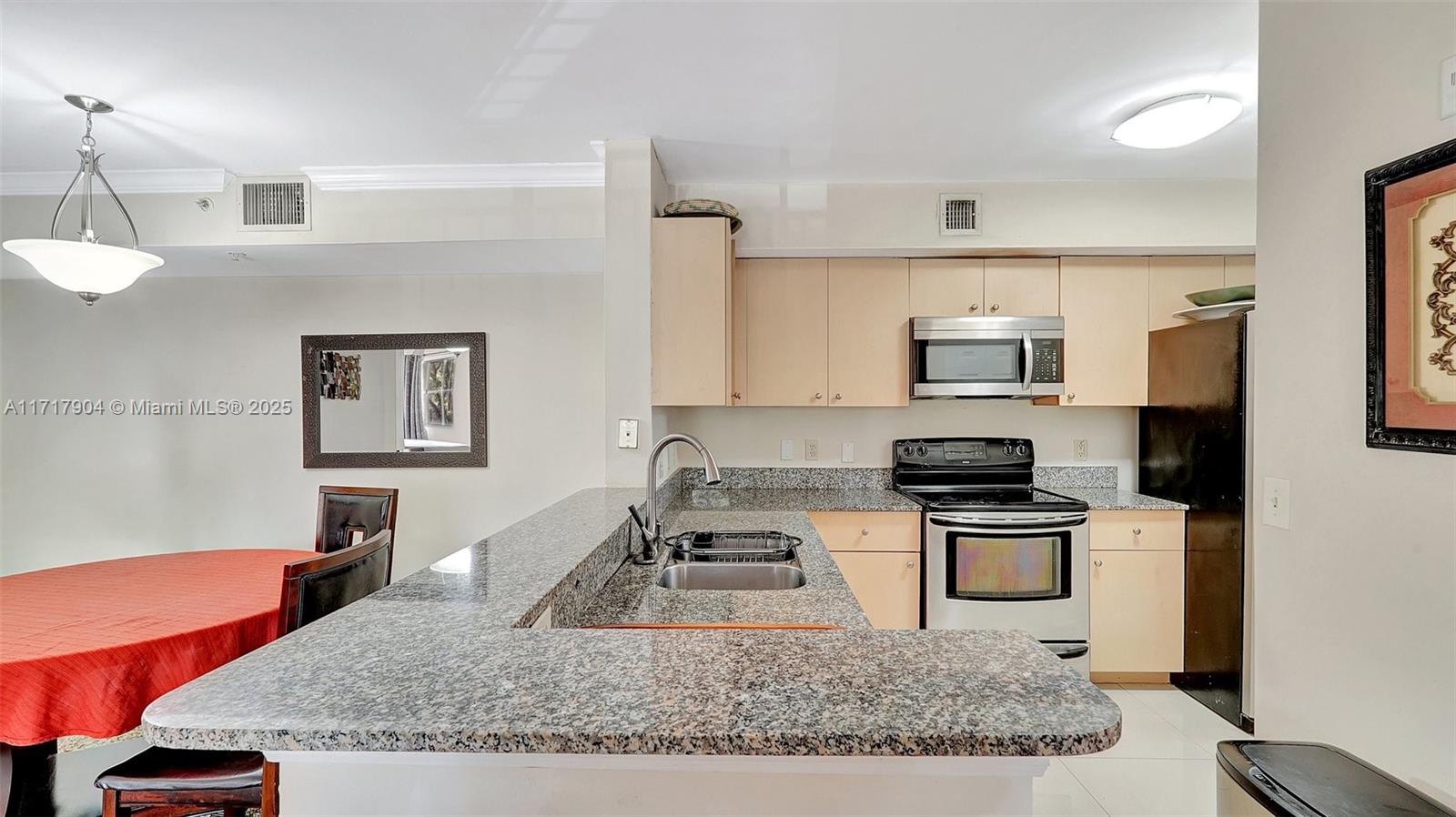 2496 Centergate Dr 207 Property Photo 11