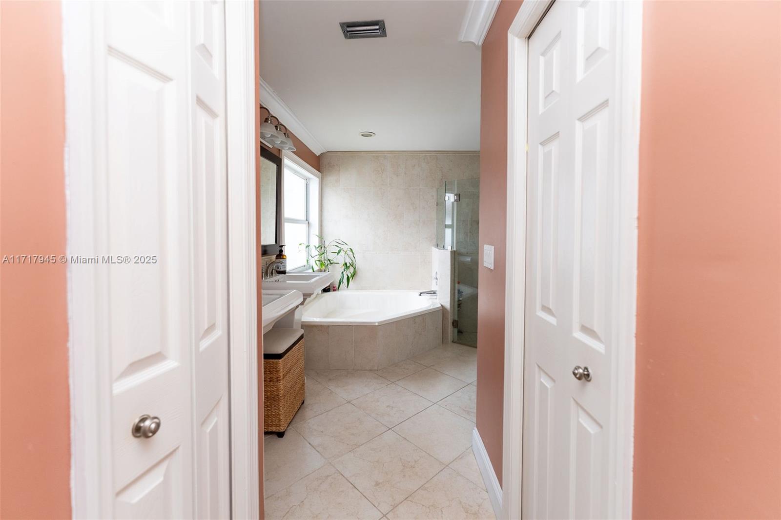 13080 Nw 8th Ct Property Photo 24