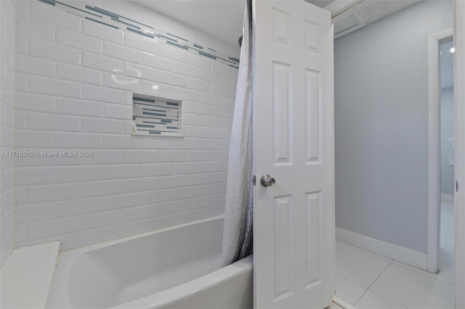 14725 Sw 90th Ter Property Photo 28