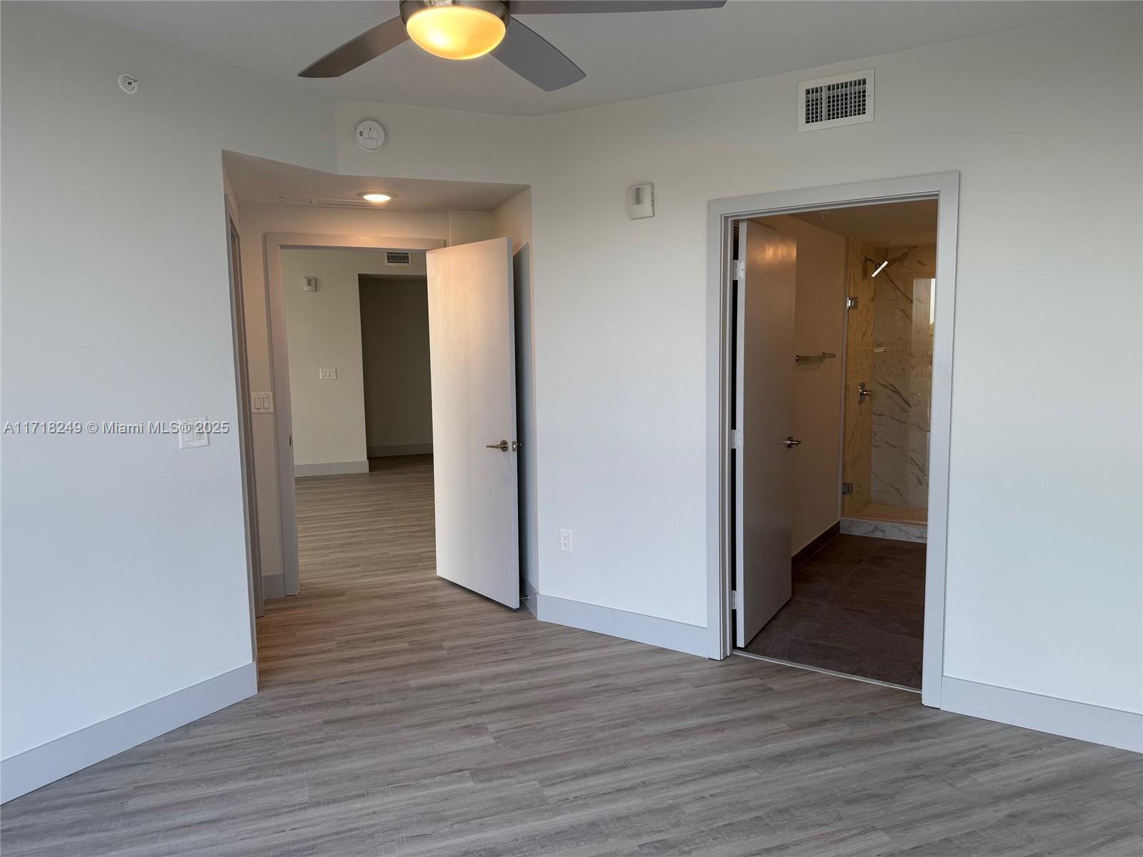 9000 Ramblewood Dr 516 Property Photo 15