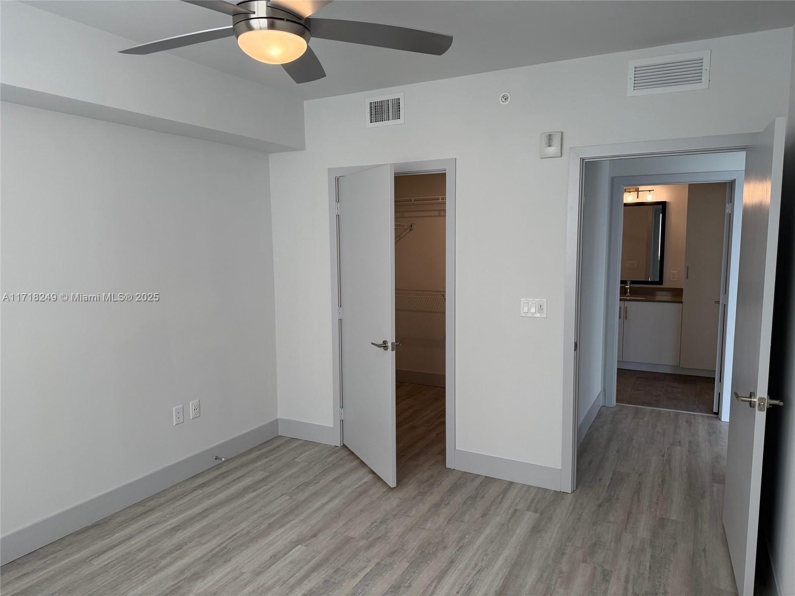 9000 Ramblewood Dr 516 Property Photo 20