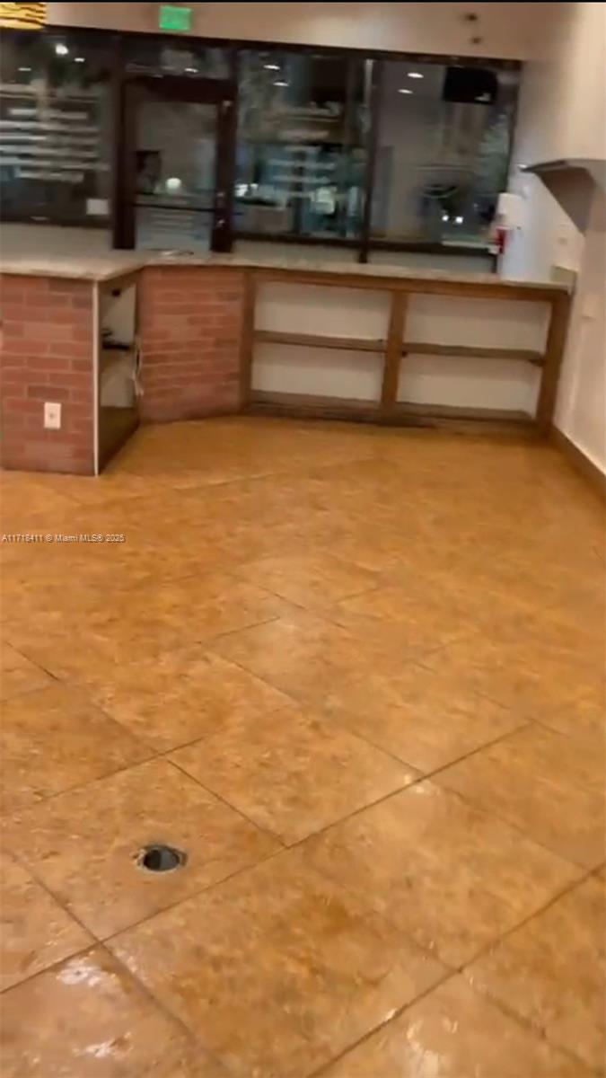 4570 Lyons 112 Property Photo 5