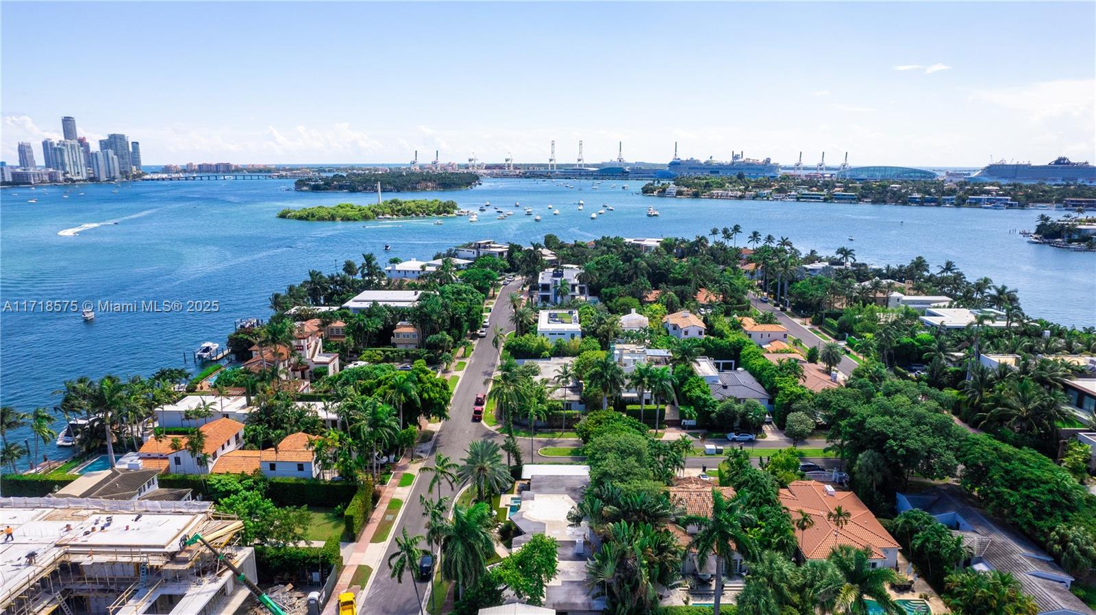 200 E Rivo Alto Dr Property Photo 11