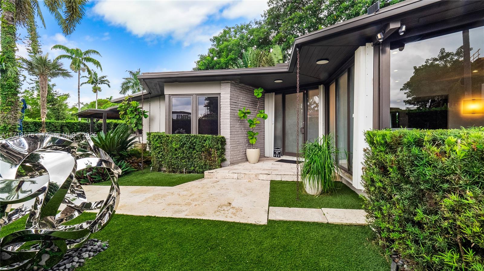 200 E Rivo Alto Dr Property Photo 23