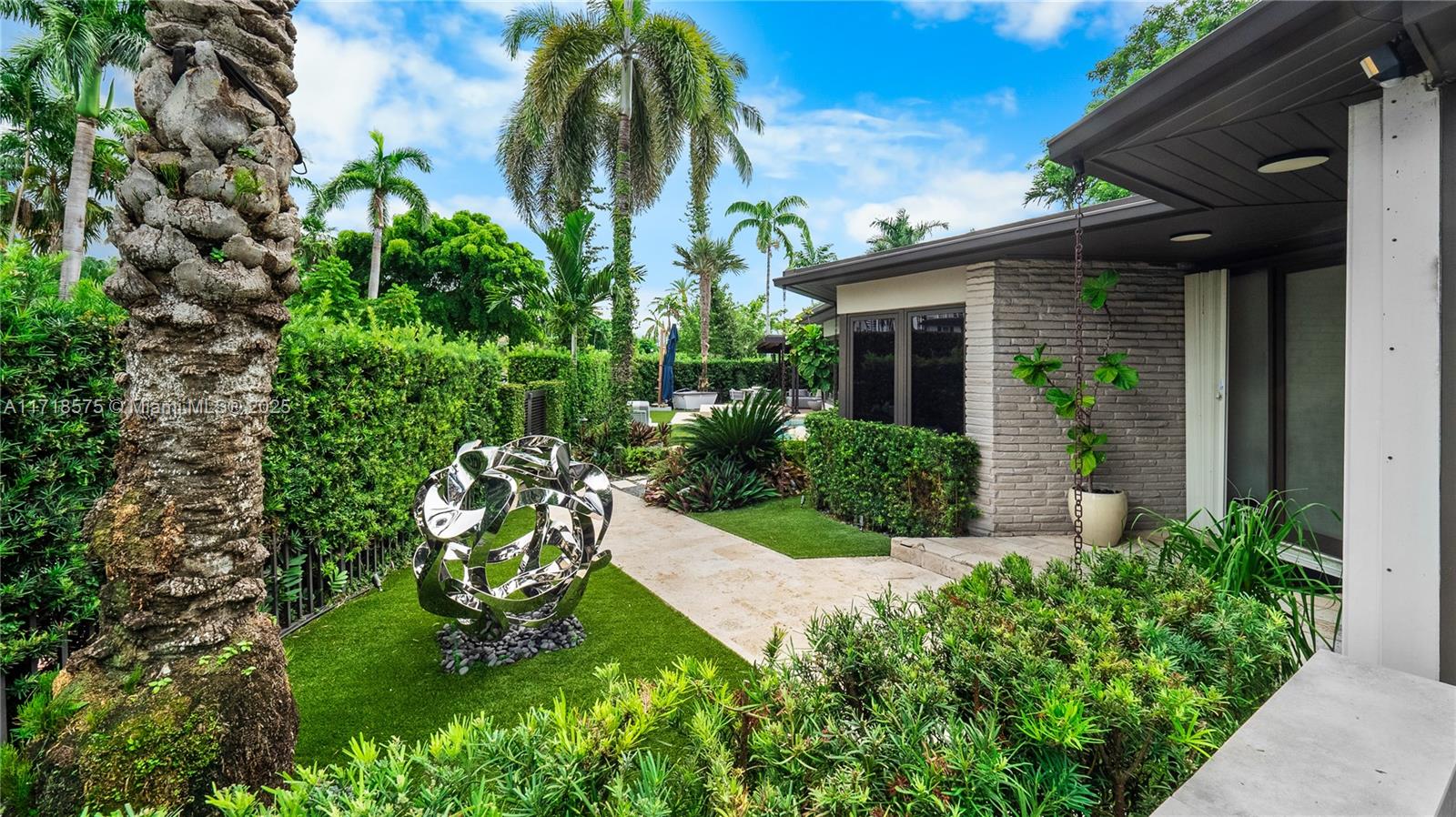 200 E Rivo Alto Dr Property Photo 48