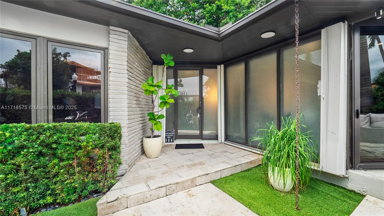 200 E Rivo Alto Dr Property Photo 49