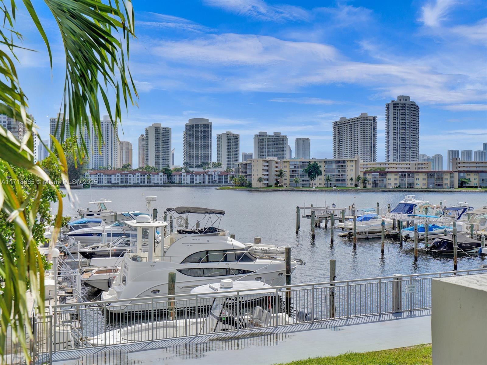 18081 Biscayne Blvd 802 Property Photo 1