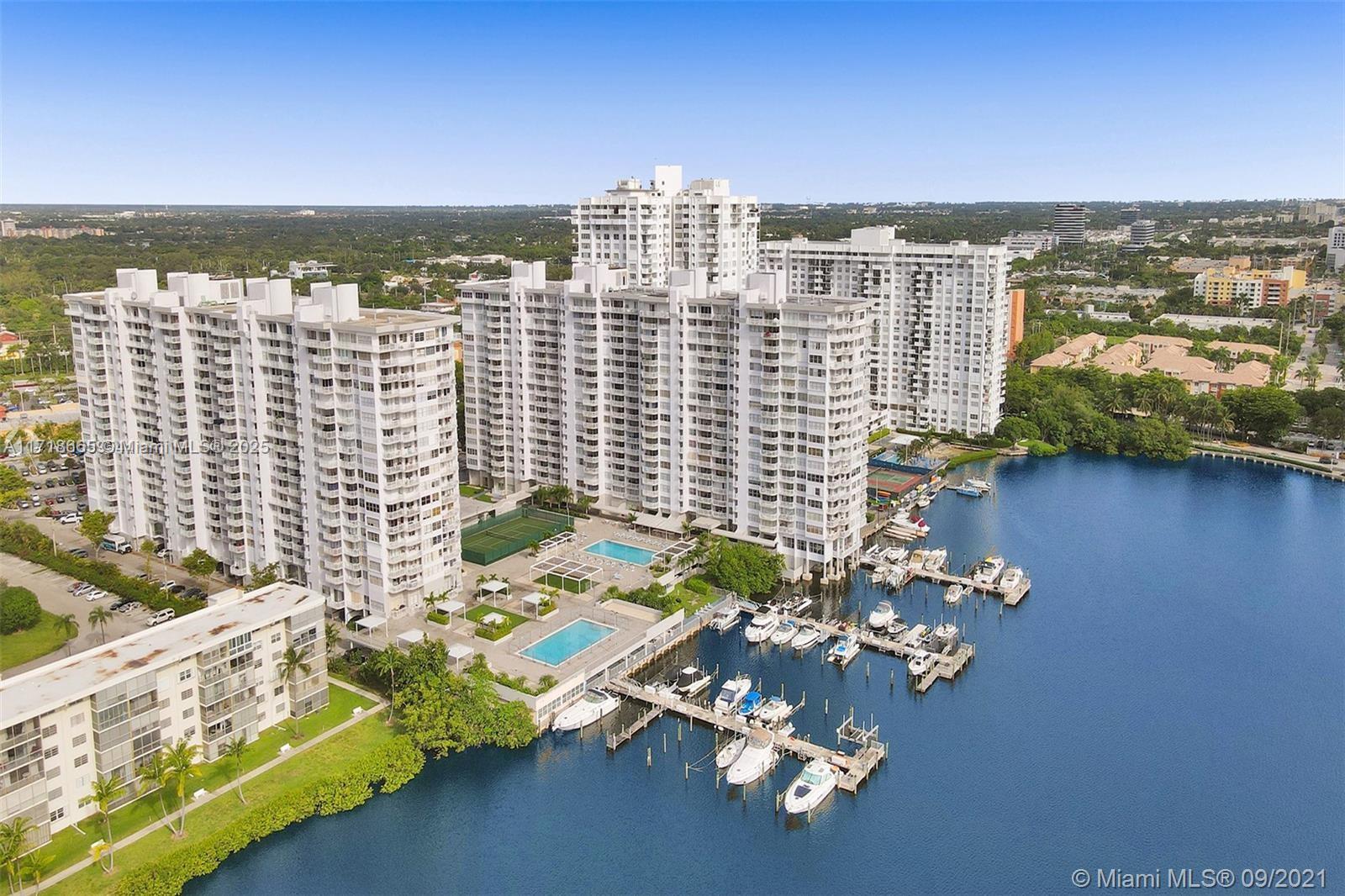 18081 Biscayne Blvd 802 Property Photo 4