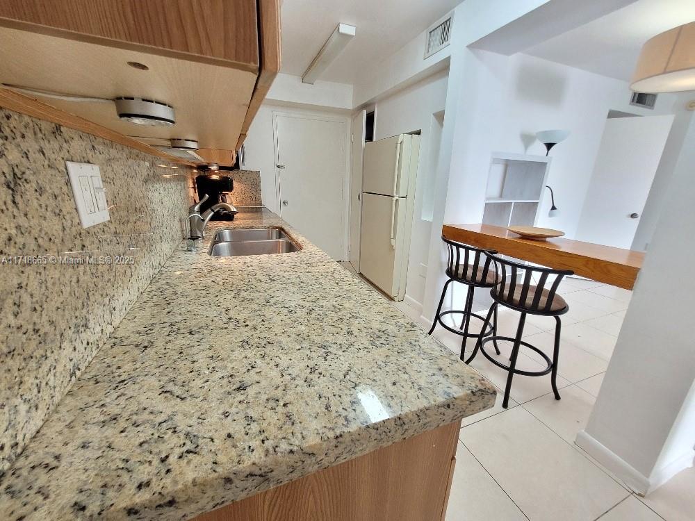 18081 Biscayne Blvd 802 Property Photo 26