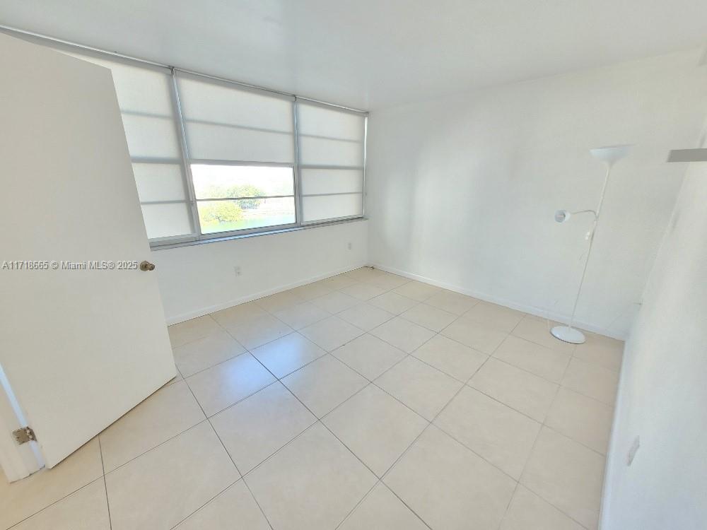 18081 Biscayne Blvd 802 Property Photo 34