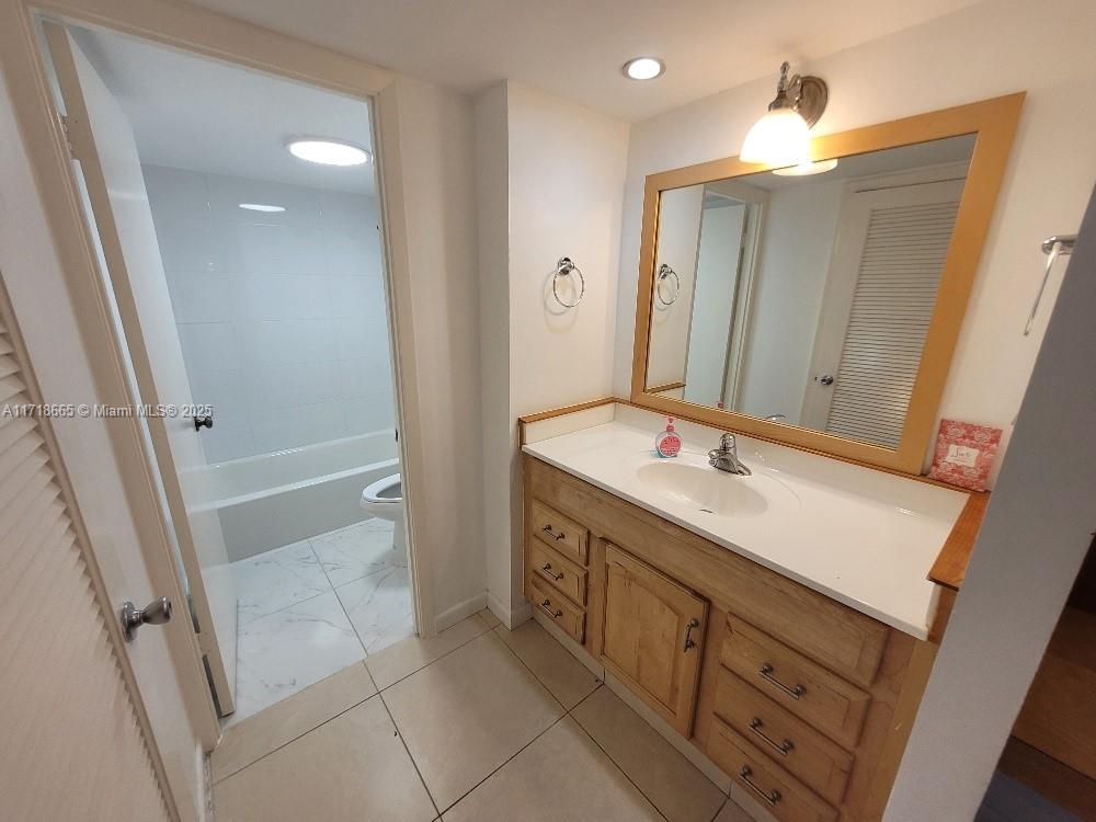 18081 Biscayne Blvd 802 Property Photo 44