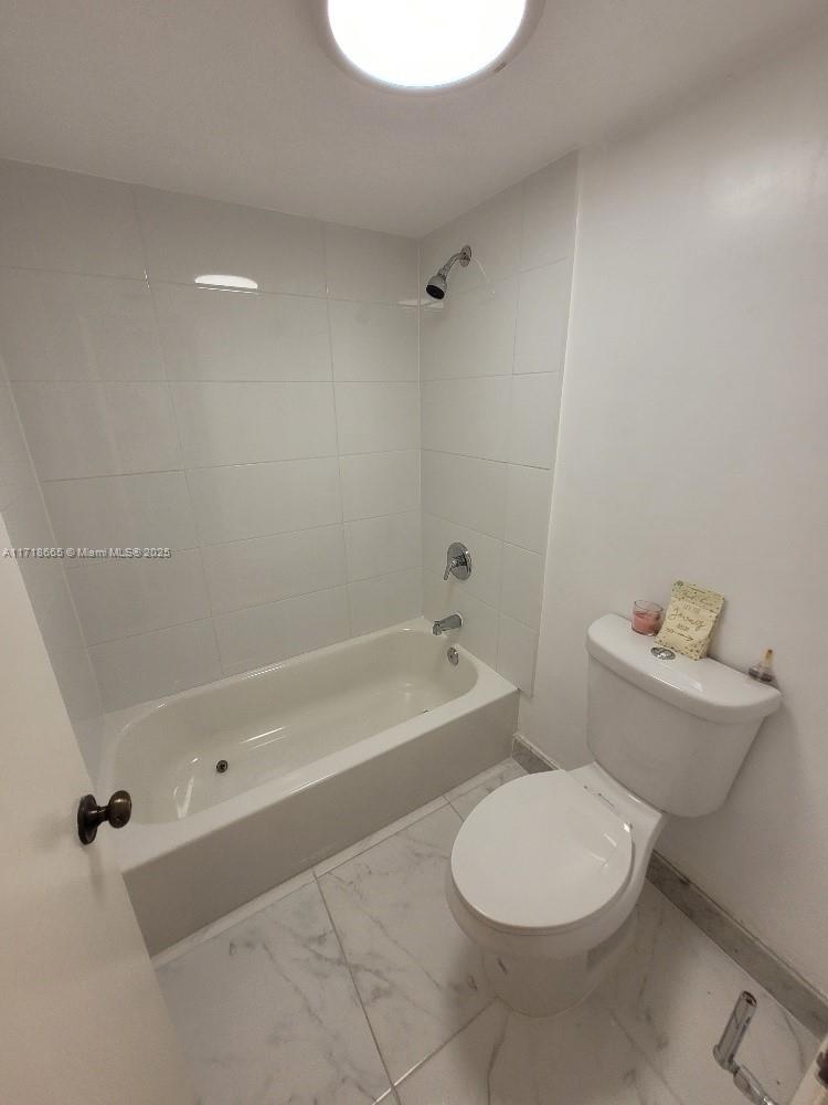 18081 Biscayne Blvd 802 Property Photo 45